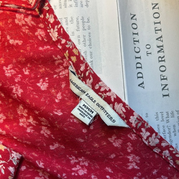 American Eagle red floral romper - Picture 4 of 6